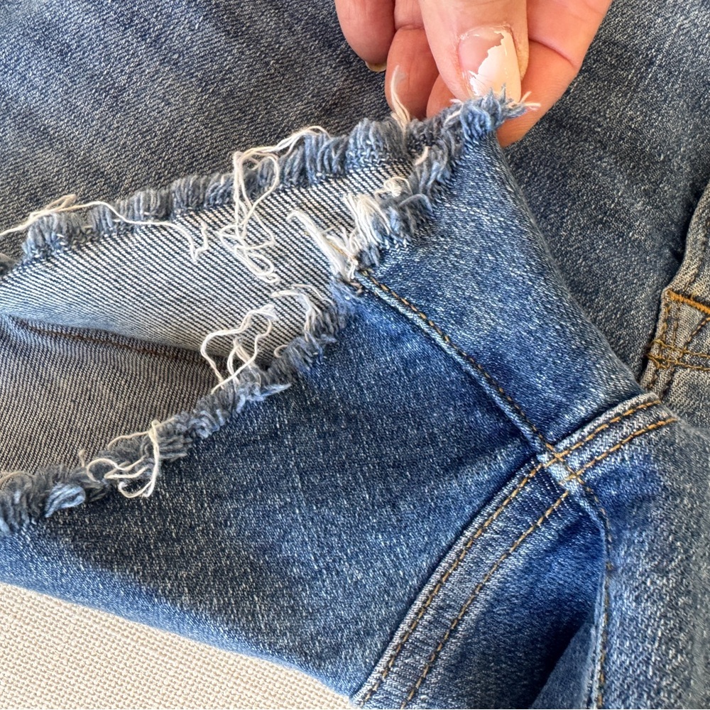 Frame Denim Shorts - Picture 5 of 9